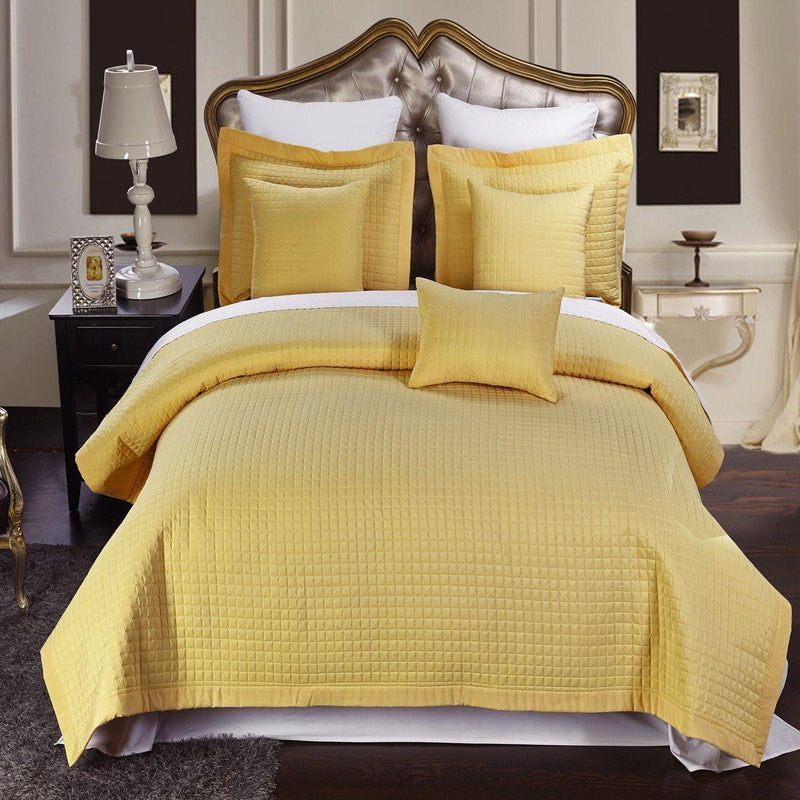 Luxury Checkered Quilted Wrinkle-Free 4-6 Piece Quilted Coverlet Sets-Wholesale Beddings