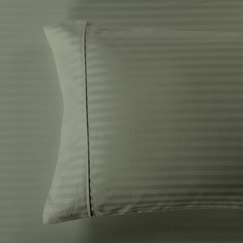 Pair of Pillowcases Wrinkle-Free 650Tc Cotton Damask Striped-Wholesale Beddings