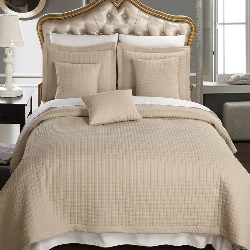 Luxury Checkered Quilted Wrinkle-Free 4-6 Piece Quilted Coverlet Sets-Wholesale Beddings