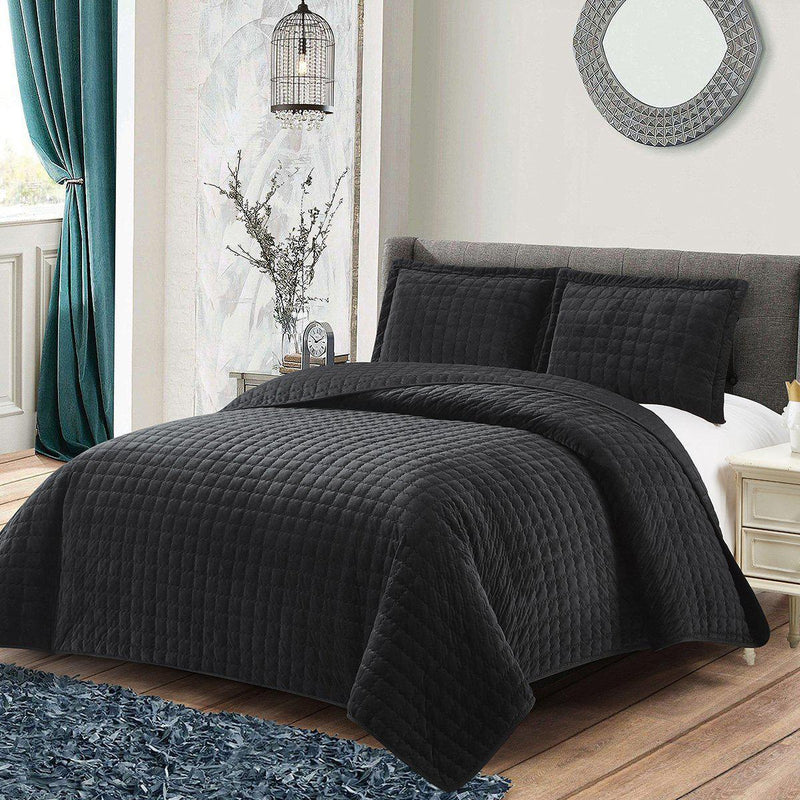 Velvet Bedspread Quilt Set Plush Checkered - Main Image